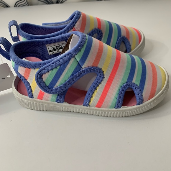 Carter’s girls Water shoes/sandal size 6 or 7 multi color - Picture 11 of 15